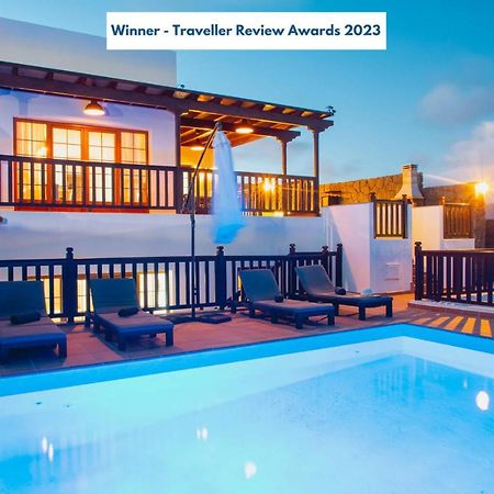 Villa Vista Reina - Luxury 6 Bedroom - Heated Pool- Views - Pool Table - Vista Lobos - Playa Blanca Exterior photo