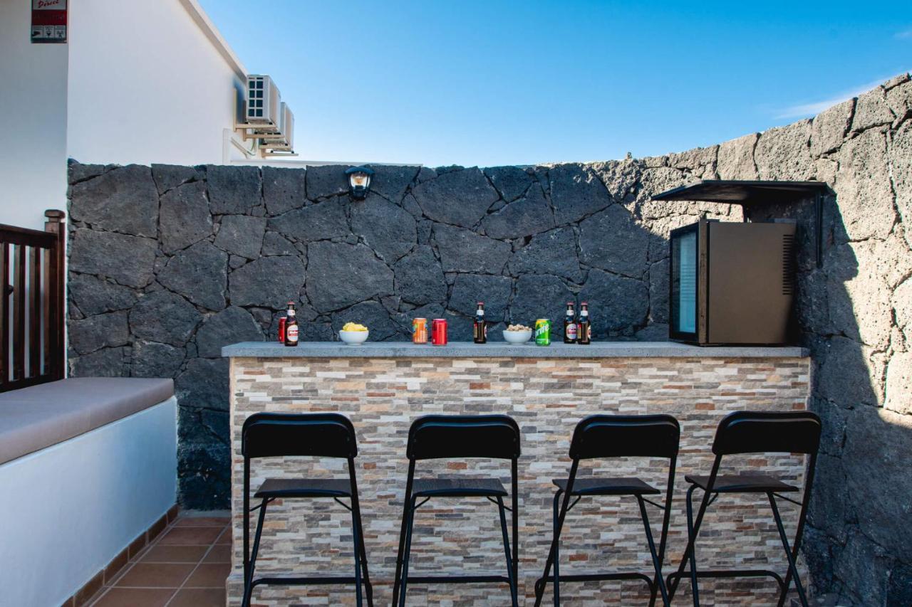 Villa Vista Reina - Luxury 6 Bedroom - Heated Pool- Views - Pool Table - Vista Lobos - Playa Blanca Exterior photo