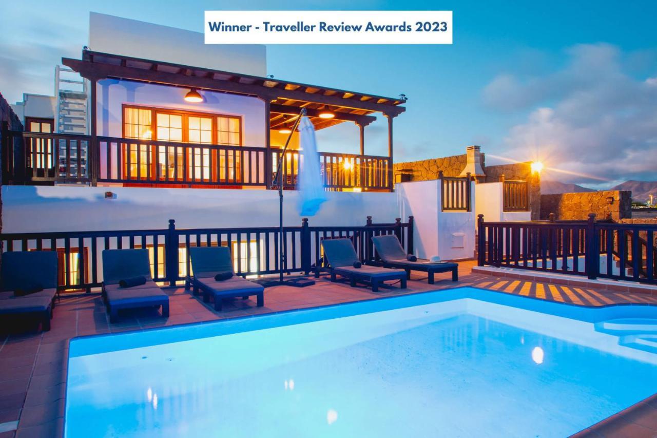 Villa Vista Reina - Luxury 6 Bedroom - Heated Pool- Views - Pool Table - Vista Lobos - Playa Blanca Exterior photo